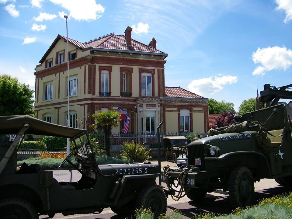 La Roseliere Hotel Carentan Eksteriør billede